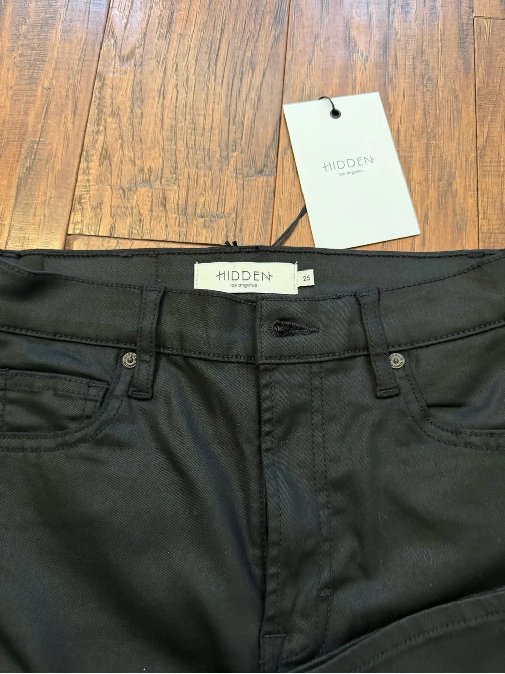 NWT Hidden Logan High Rise Dad Stretch Jeans